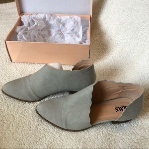 NWT Cutout Ankle Booties